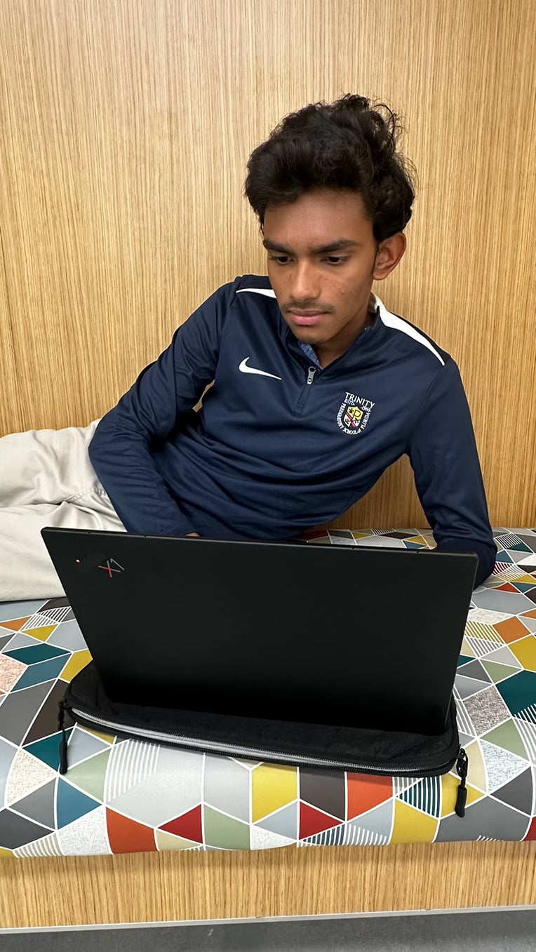 Youth Navy 1/4 Zip
